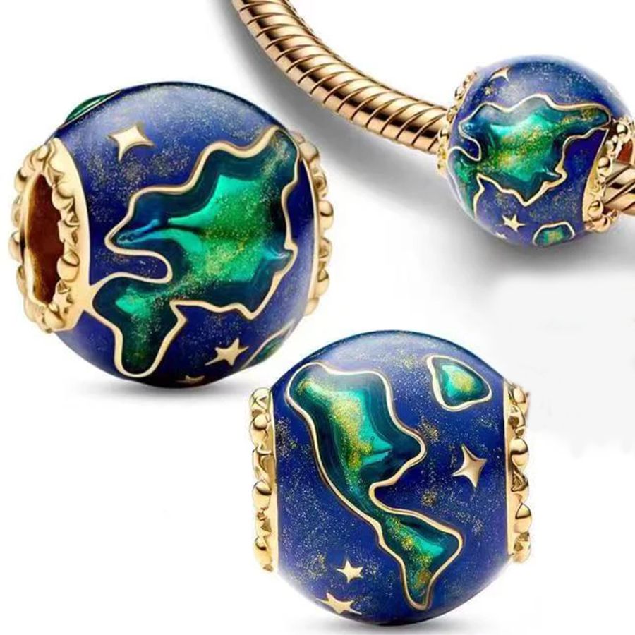 Gold planet Charm